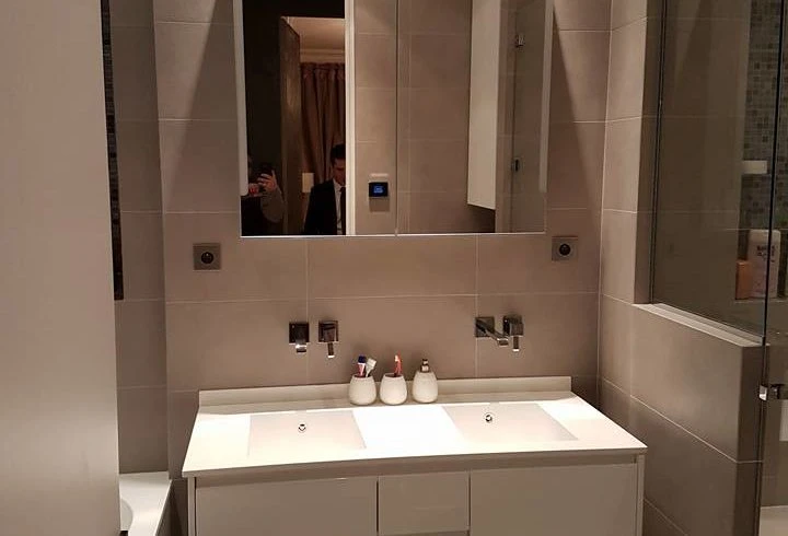 
		                                SILOSA INTERIOR -
		                                Artisan salle de bain Seine-et-Marne